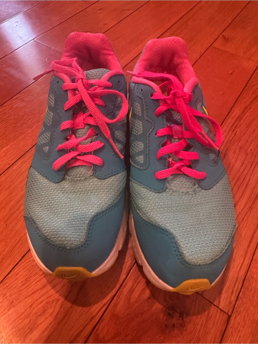 Nike Downshifter 6 Kids Running Shoes Blue Pink Size 3Y Great Condition